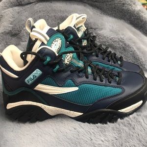 Men’s file sneakers